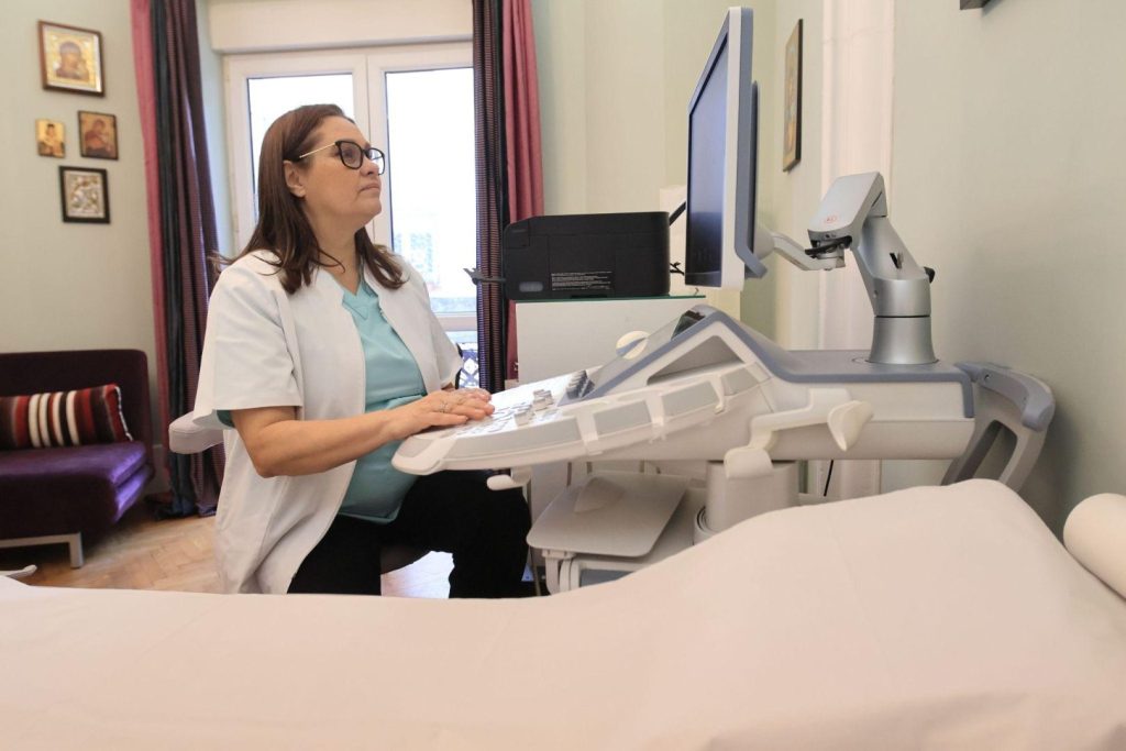 Rezultate uimitoare fără bisturiu. Află cum Dr. Lorena Turculet întinerește zona intimă cu tehnica Rigenera